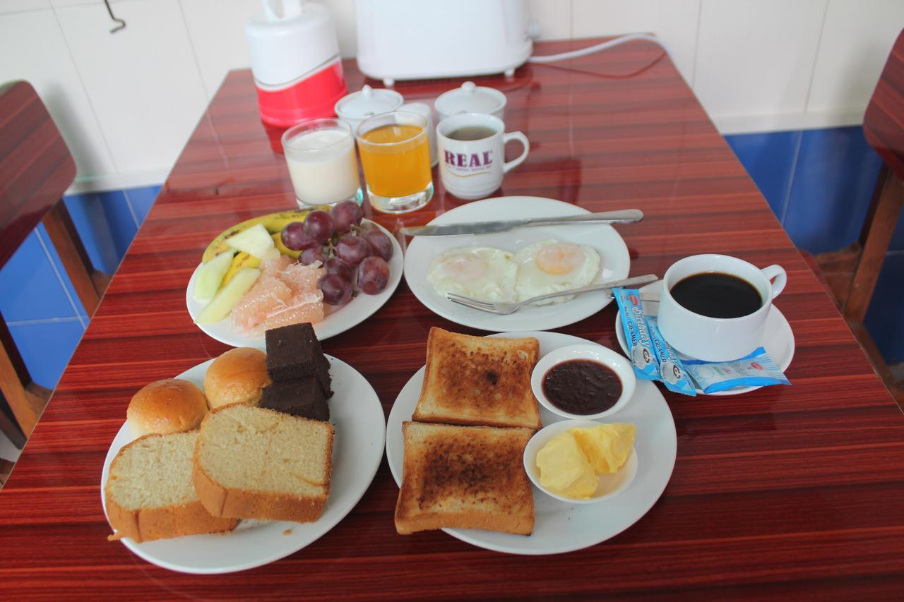 Mother Land Inn 2 仰光 外观 照片