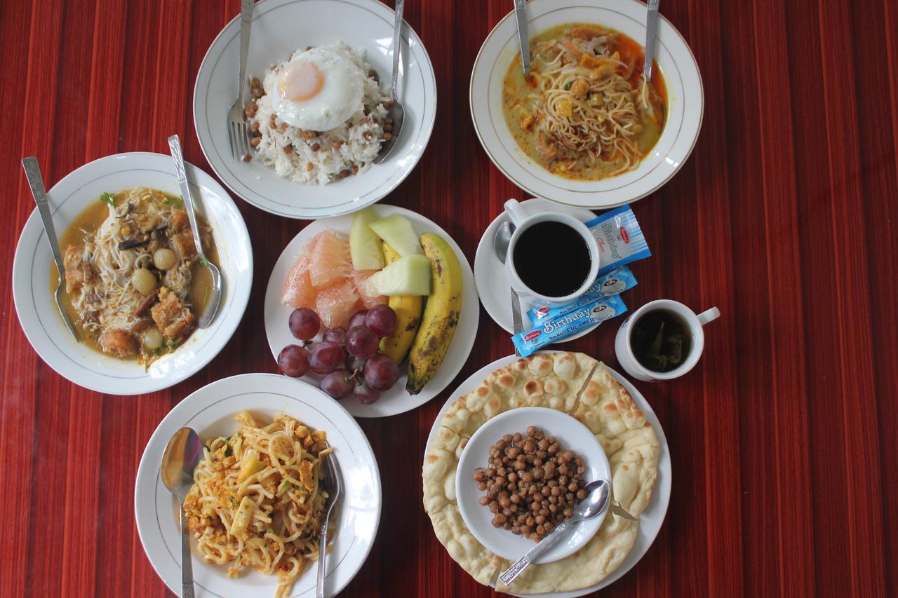Mother Land Inn 2 仰光 外观 照片